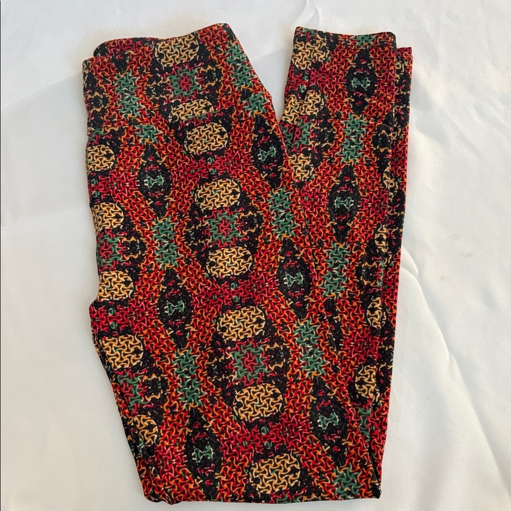 Vibrant Holiday Patterned Lularoe leggings